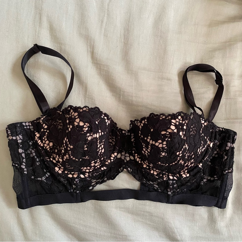 Victoria’s Secret Lace Very Sexy Multi Way 34C Bra